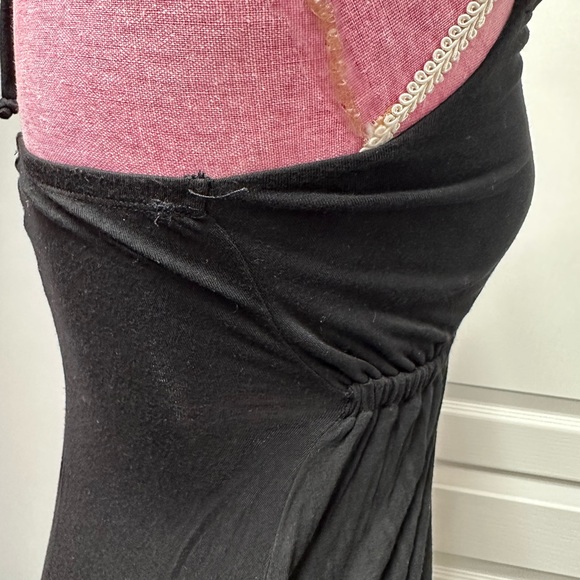 Le Chateau Black Halter dress - Picture 4 of 7